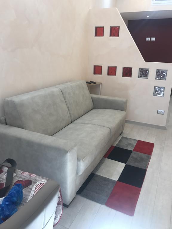 Spartacus Inn Apartment Рим Экстерьер фото