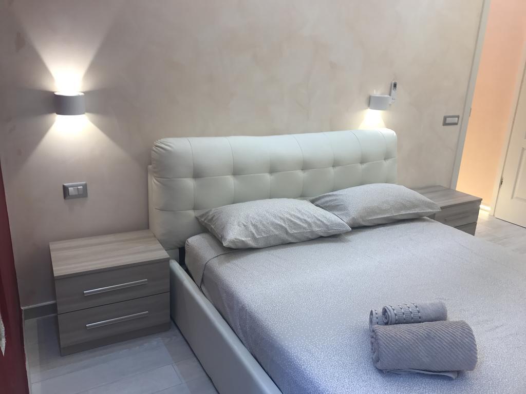 Spartacus Inn Apartment Рим Экстерьер фото