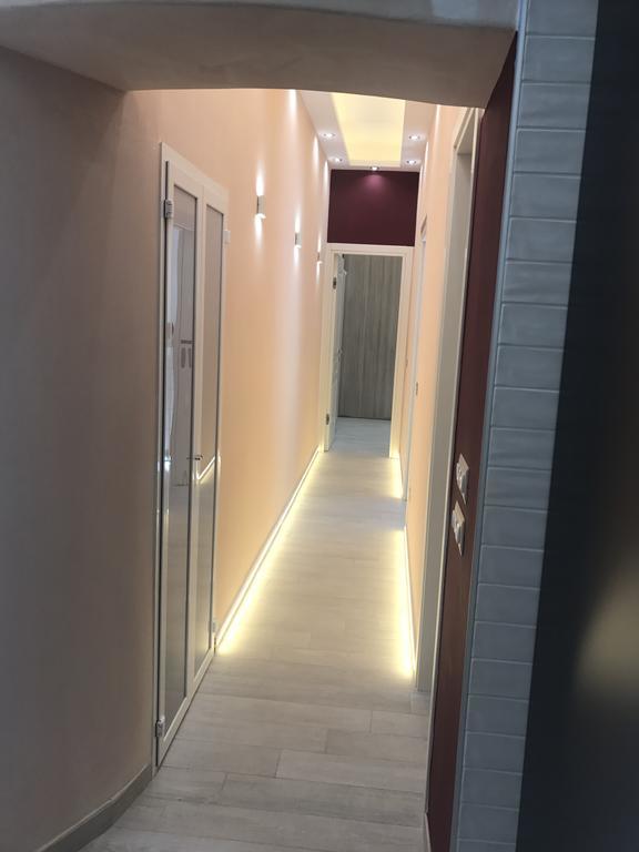 Spartacus Inn Apartment Рим Экстерьер фото