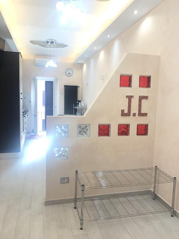 Spartacus Inn Apartment Рим Экстерьер фото