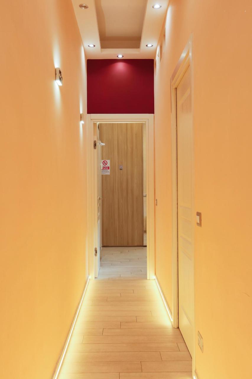 Spartacus Inn Apartment Рим Экстерьер фото