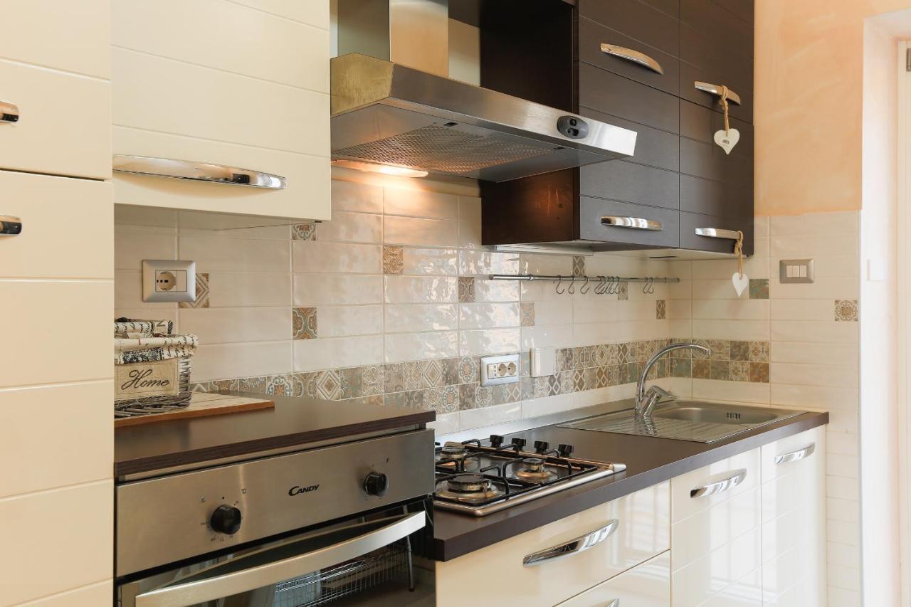 Spartacus Inn Apartment Рим Экстерьер фото